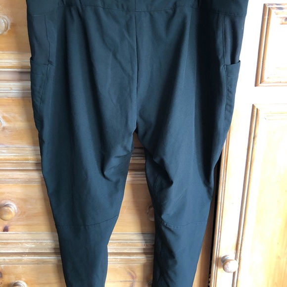 Nike Dri Fit “Magic” Capri - Picture 3 of 9